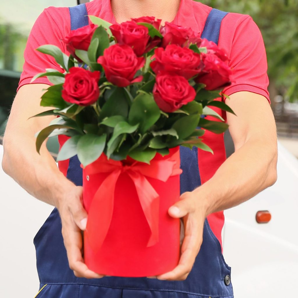 ramo de rosas preparado como regalo para el Día de la Madre