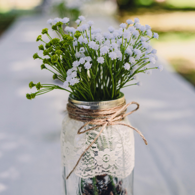 Centro de mesa para bodas con paniculata